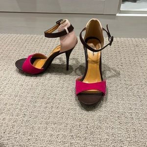 ❤️2/$30 Women’s Wear to Work, Wedding, Vacation Open Toe Heels - Size 8